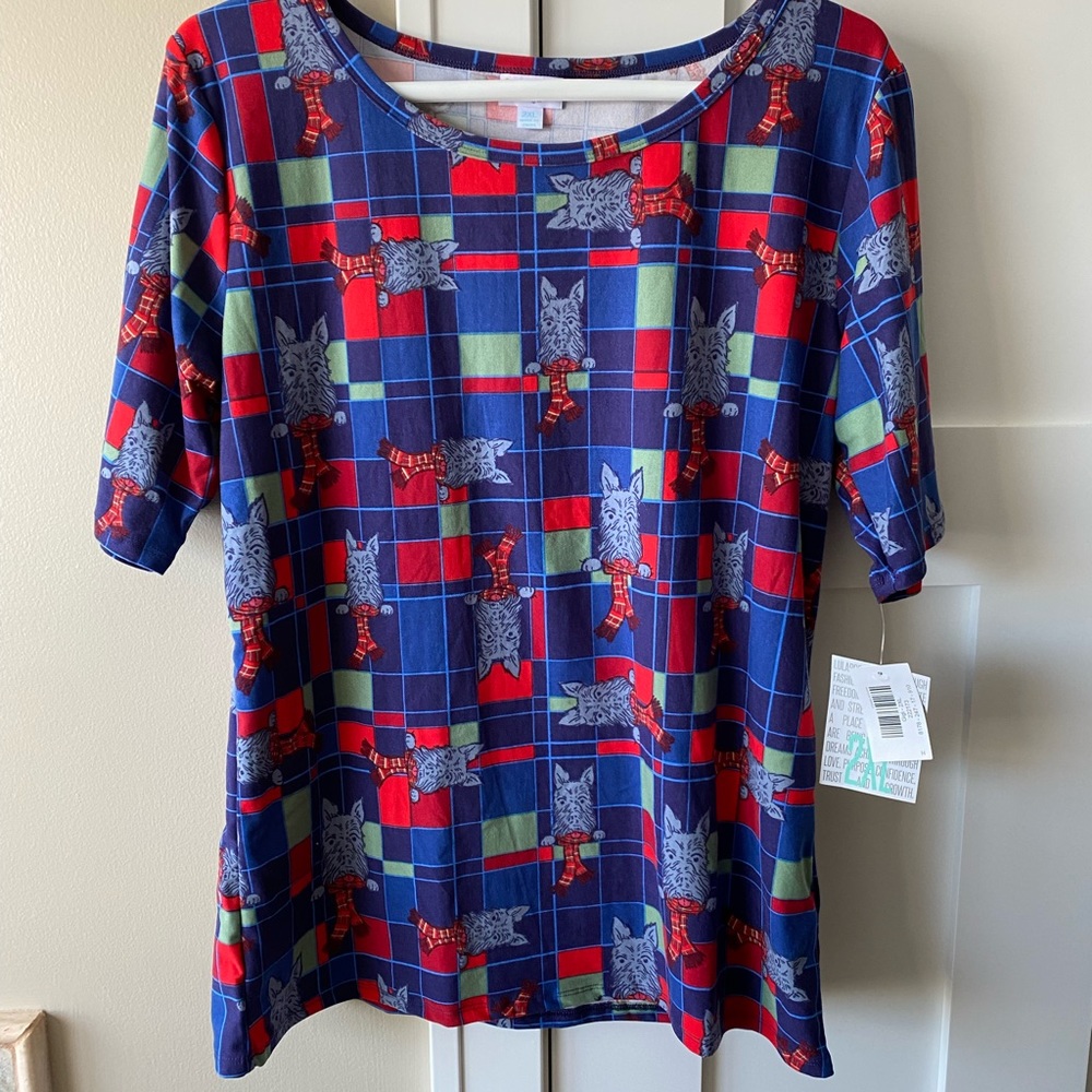 LuLaRoe 2XL Christmas Gigi Top